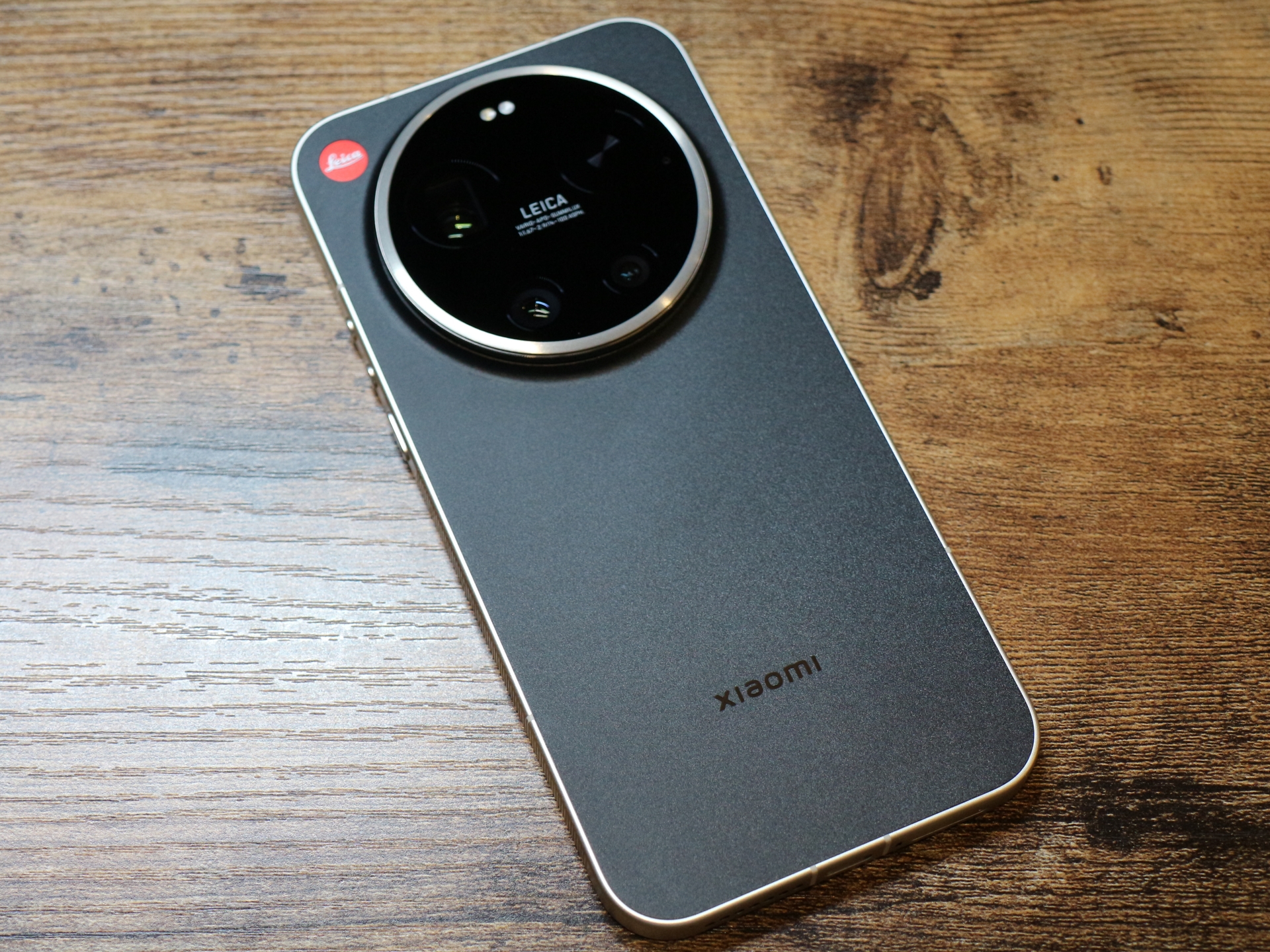 シャオミ版となった「Leica Leitzphone powered by Xiaomi」はカメラに詳しくなくても楽しめる1台