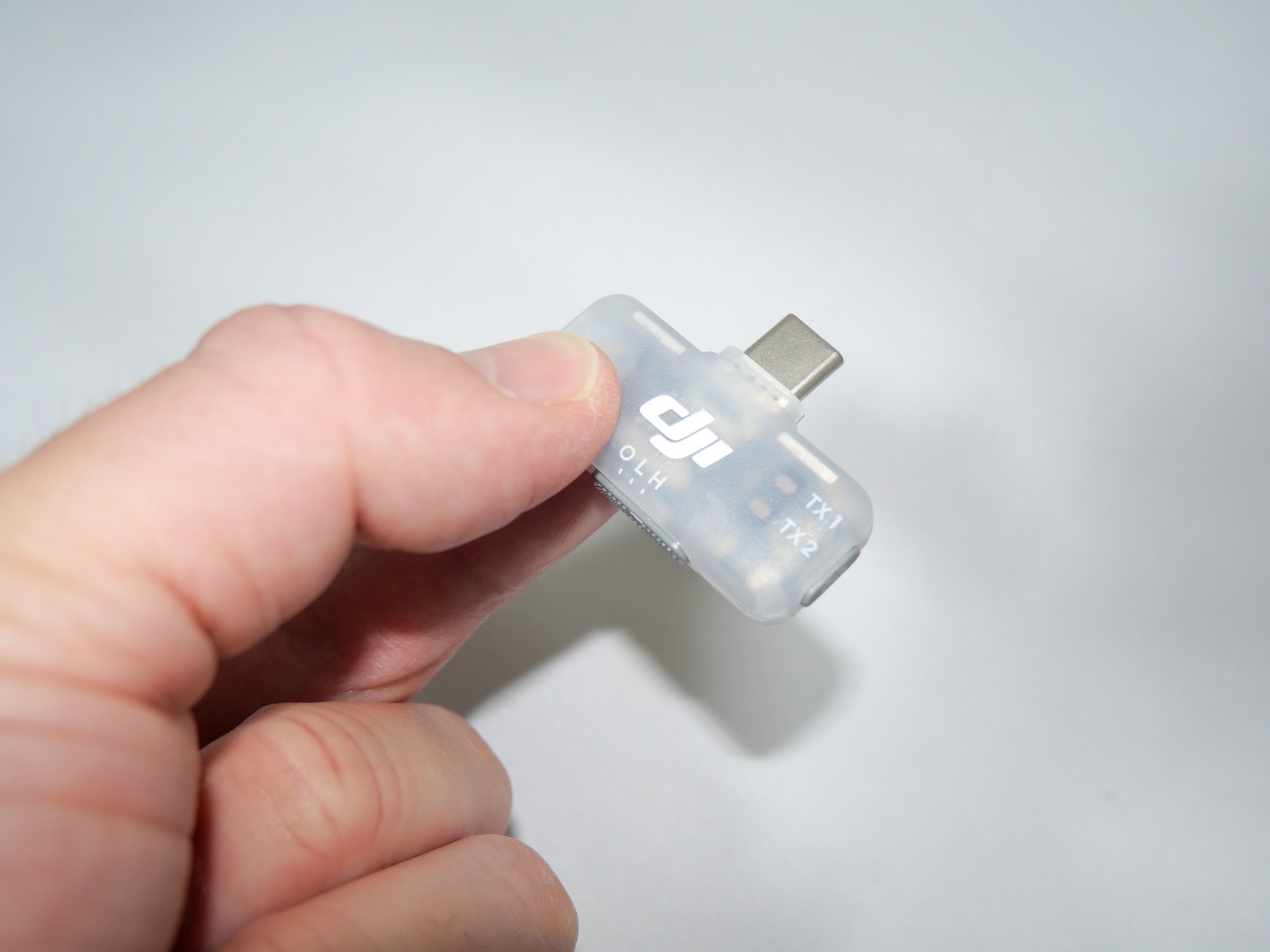 [本日の一品]スマホで「DJI Mic」を使うなら必携！　「DJI Micシリーズ モバイル レシーバー」