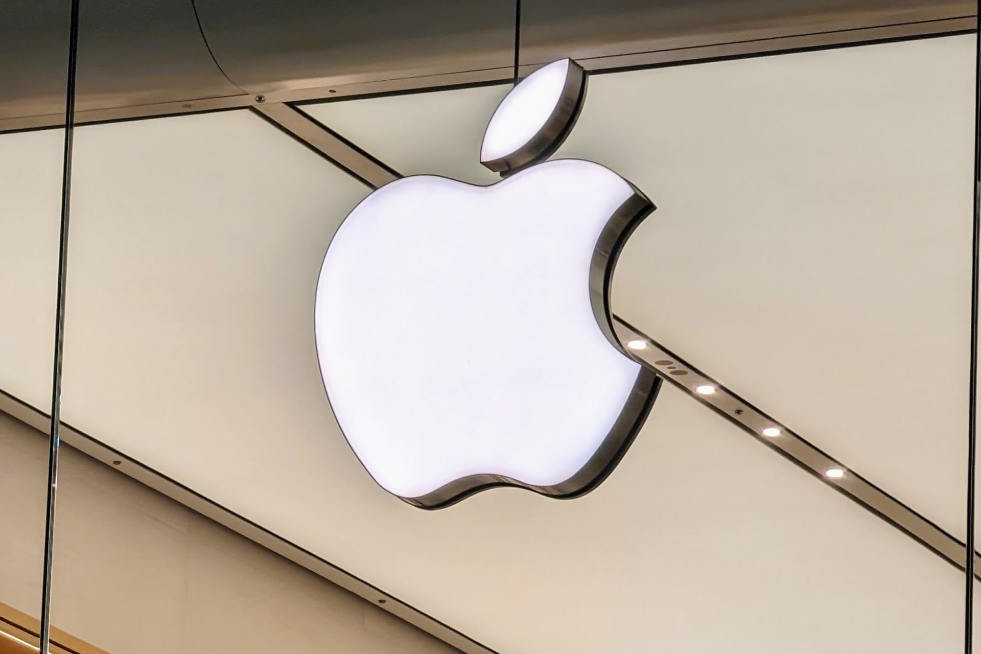横浜にApple Store誕生へ - ケータイ Watch