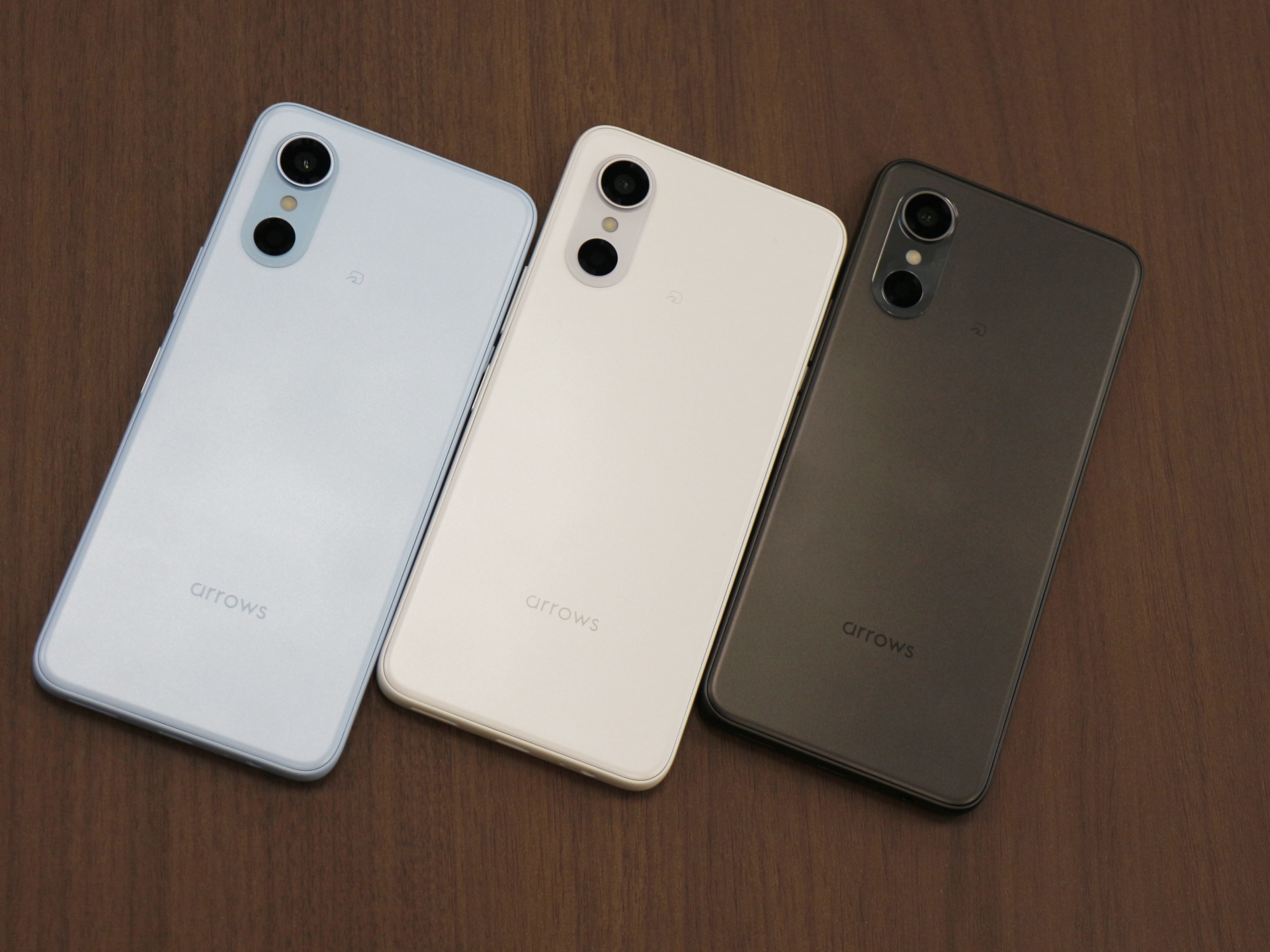 arrows ホワイト 開封のみ スマートフォン コスパと日常の使いやすさの「arrows We3」、こだわり抜いた操作性と
