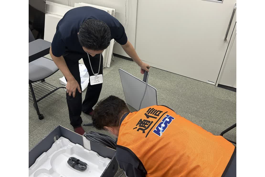 KDDI、熊本地震の被災地へ「Starlink」30台を無償提供
